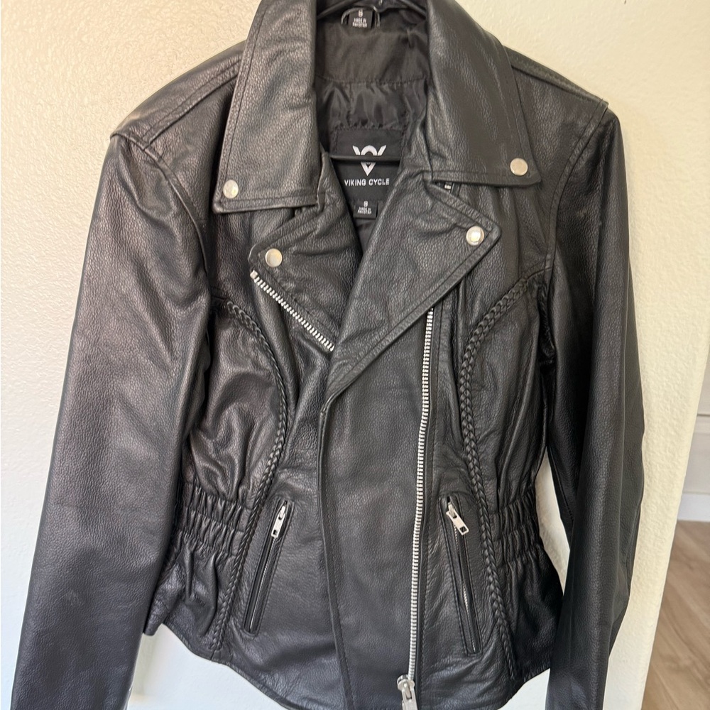 Leather women's Jacket. Made in Italy.  Viking size small